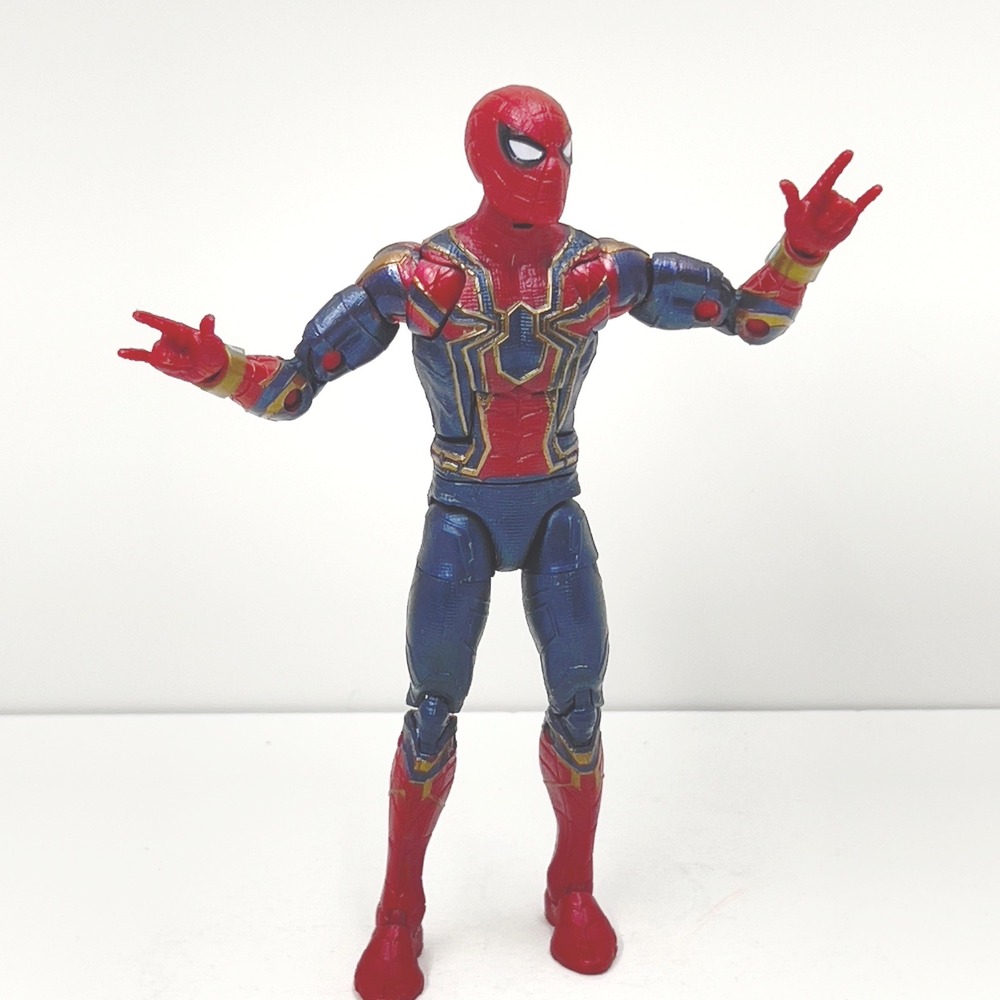 Hasbro Marvel Legends Iron Spider Action Figure 6 Inch MCU Infinity Saga F9127